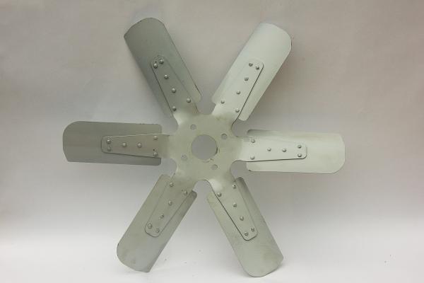 238-1308012-А4 Крыльчатка вентилятора (d=50mm; D=560mm)